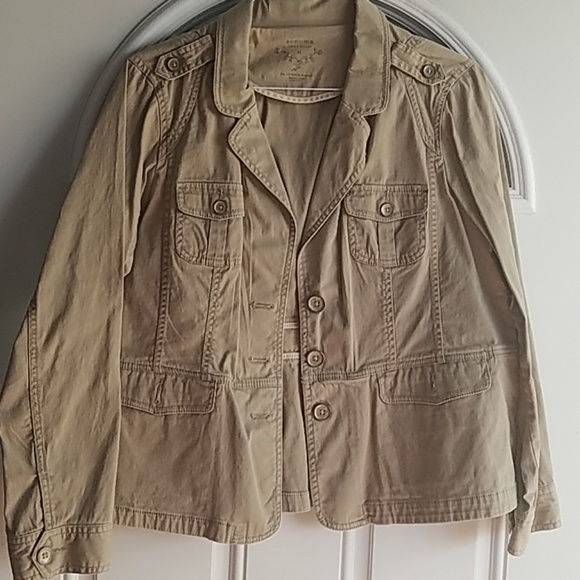 Jacket - Picture 5 of 7